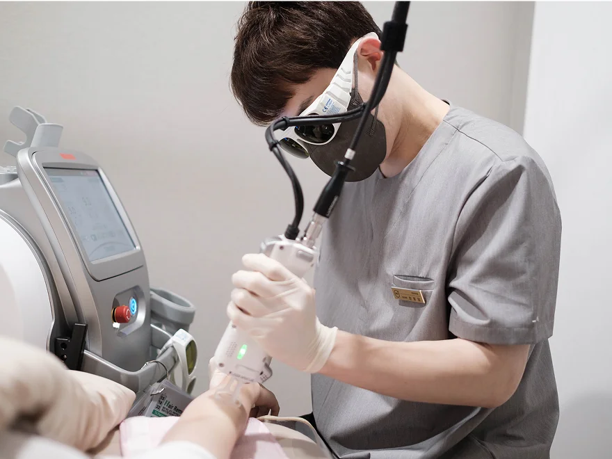 첨단 의료 장비를 활용한 정밀 진단